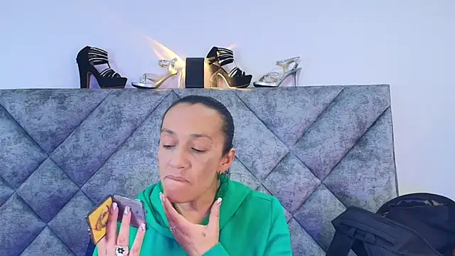 Snapshot of Shantey_Laurent chatting on November 21, 2025, 12:26 pm Shantey Laurent online show from November 21, 2025, 12:26 pm