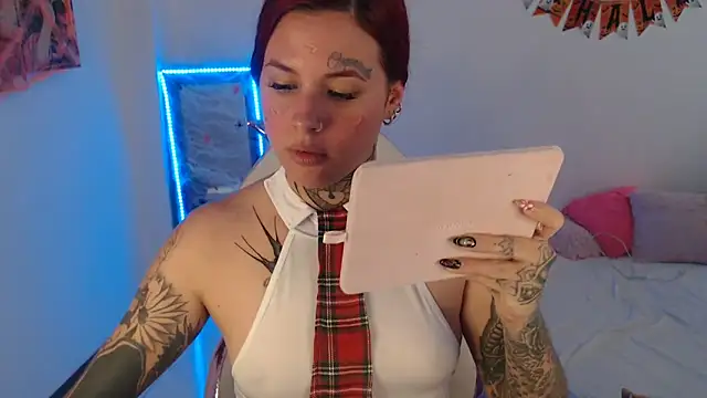 Snapshot of Maddy_Vicius19 chatting on October 20, 2025, 8:20 pm Maddy Vicius19 online show from October 20, 2025, 8:20 pm