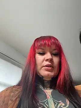 Sabien DeMonia online show from December 16, 2025, 11:47 am