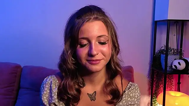 Snapshot of LoveSeekins chatting on November 7, 2025, 7:07 pm LoveSeekins online show from November 7, 2025, 7:07 pm