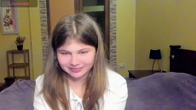 Lilly Jess online show from October 20, 2025, 6:41 pm
