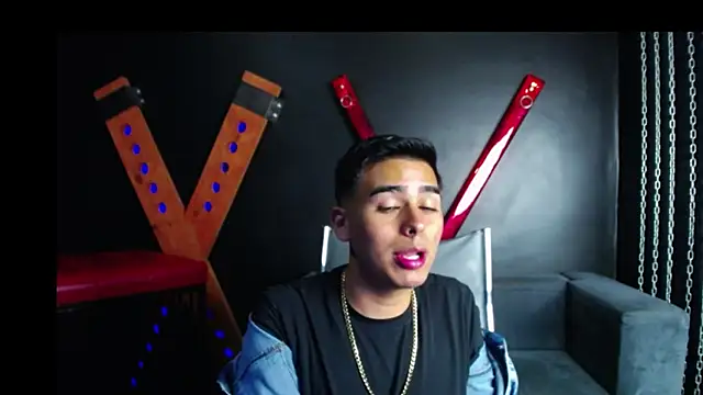 Snapshot of Matthewlodge chatting on October 30, 2025, 4:15 pm Matthewlodge online show from October 30, 2025, 4:15 pm