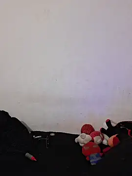 Snapshot of carolinerue chatting on May 20, 2026, 2:08 am carolinerue online show from May 20, 2026, 2:08 am