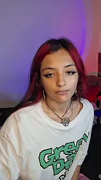 carolinerue online show from March 19, 2026, 4:23 am