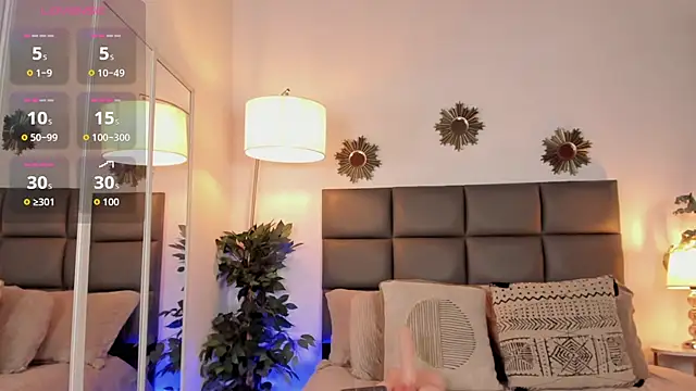 Snapshot of nicolehenna chatting on November 27, 2025, 8:42 pm nicolehenna online show from November 27, 2025, 8:42 pm