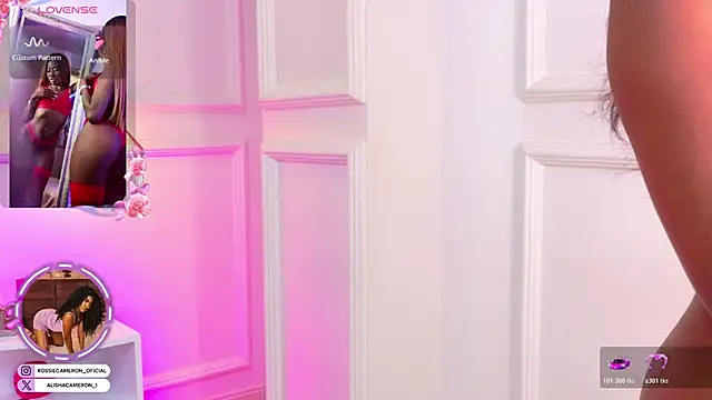 Snapshot of Rossie-Cameron chatting on November 21, 2025, 1:32 pm Rossie-Cameron online show from November 21, 2025, 1:32 pm