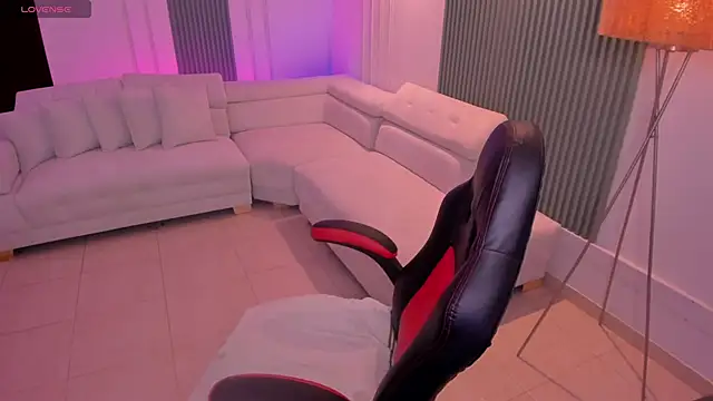 Maddyson parker online show from November 27, 2025, 3:18 am