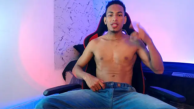 Snapshot of lorian_vikel chatting on November 19, 2025, 10:10 pm lorian vikel online show from November 19, 2025, 10:10 pm