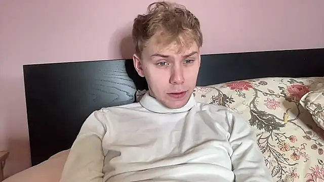 Snapshot of scottishtwink01 chatting on October 21, 2025, 12:26 pm scottishtwink01 online show from October 21, 2025, 12:26 pm