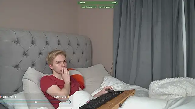 scottishtwink01 online show from March 10, 2026, 11:20 pm