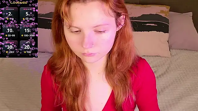 AlisHanson online show from September 27, 2025, 9:04 am