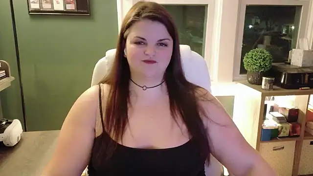 PlayWithBrittany online show from December 2, 2025, 11:06 pm