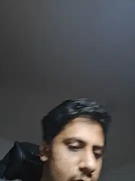 Snapshot of eyepach96 chatting on November 9, 2025, 1:42 am eyepach96 online show from November 9, 2025, 1:42 am