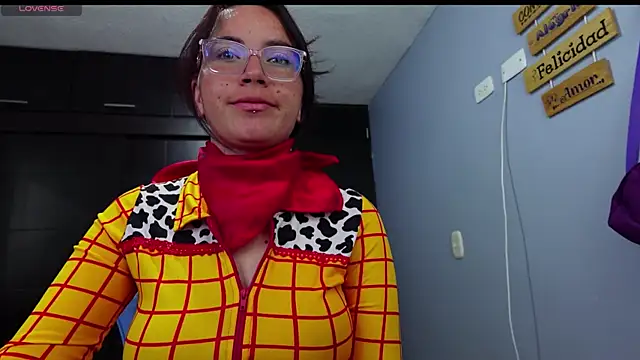 Snapshot of iriss_cardenas chatting on September 23, 2025, 11:17 am iriss cardenas online show from September 23, 2025, 11:17 am