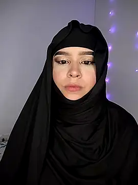 Snapshot of rhizanthella_ chatting on September 20, 2025, 2:33 pm rhizanthella  online show from September 20, 2025, 2:33 pm