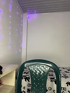 Snapshot of rhizanthella_ chatting on January 6, 2026, 11:53 pm rhizanthella online show from January 6, 2026, 11:53 pm