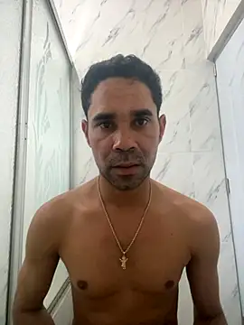 Snapshot of Reisy_HC chatting on September 28, 2025, 9:55 pm Reisy HC online show from September 28, 2025, 9:55 pm