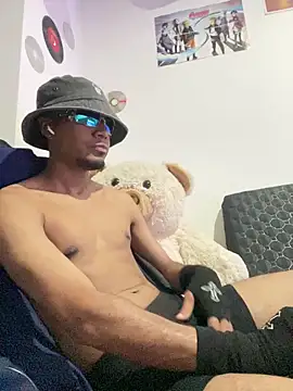 Snapshot of Teito69 chatting on September 14, 2025, 3:29 am Teito69 online show from September 14, 2025, 3:29 am