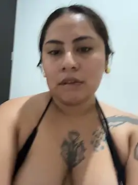 Edalyn29 online show from December 3, 2025, 6:57 am