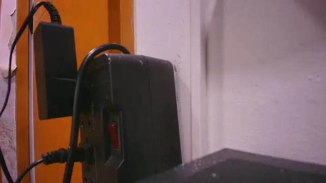 abbyrouss  online show from October 9, 2025, 3:07 am