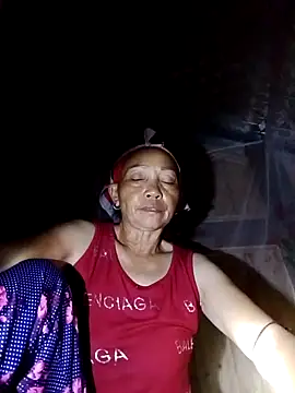 -Xuka-200 online show from October 19, 2025, 9:39 pm