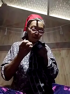 -Xuka-200 online show from October 1, 2025, 2:27 am