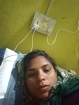 Snapshot of Notyriya7 chatting on January 6, 2026, 10:47 pm Notyriya7 online show from January 6, 2026, 10:47 pm