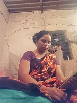 Notyriya7 online show from May 19, 2026, 3:41 pm