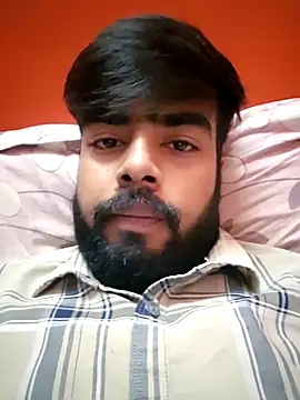 soniriyaa010101 online show from October 28, 2025, 6:51 pm