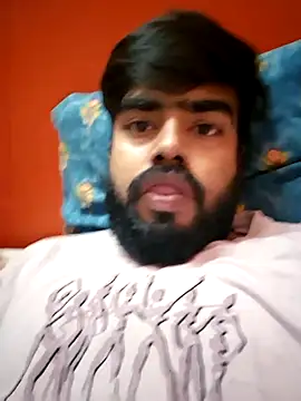 soniriyaa010101 online show from November 5, 2025, 8:56 pm