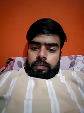 soniriyaa010101 online show from October 27, 2025, 7:26 pm