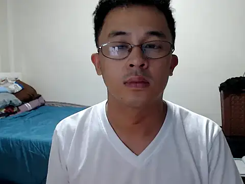 Snapshot of itsyour_Asianboy15 chatting on February 24, 2026, 5:47 pm itsyour Asianboy15 online show from February 24, 2026, 5:47 pm
