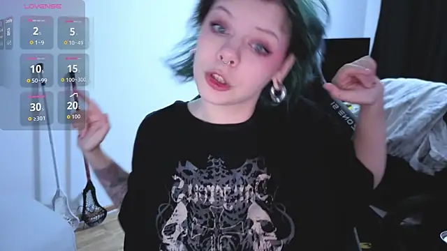 Snapshot of Alice_Zev chatting on September 13, 2025, 12:38 pm Alice Zev online show from September 13, 2025, 12:38 pm