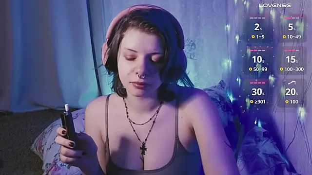 Snapshot of Alice_Zev chatting on June 11, 2026, 11:13 pm Alice Zev online show from June 11, 2026, 11:13 pm