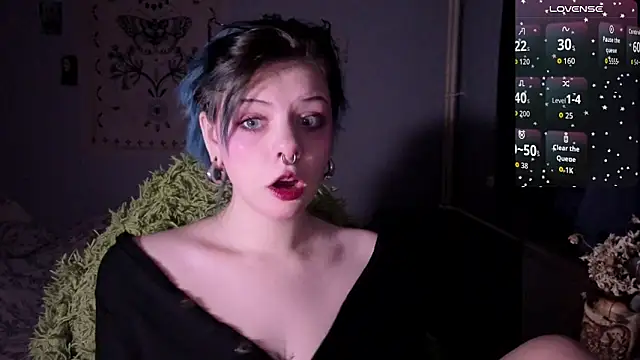 Snapshot of Alice_Zev chatting on November 26, 2025, 9:37 pm Alice Zev online show from November 26, 2025, 9:37 pm