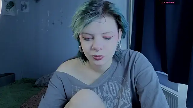 Snapshot of Alice_Zev chatting on September 29, 2025, 11:16 am Alice Zev online show from September 29, 2025, 11:16 am