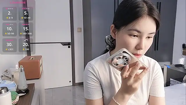 luckckcj online show from December 3, 2025, 3:07 am