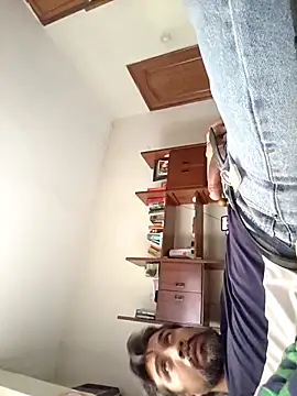 Mac50rus online show from November 18, 2025, 6:55 pm