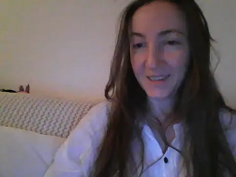 Snapshot of Valessya chatting on May 16, 2026, 11:15 pm Valessya online show from May 16, 2026, 11:15 pm