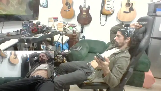 Snapshot of Stringin69 chatting on February 24, 2026, 8:26 am Stringin69 online show from February 24, 2026, 8:26 am