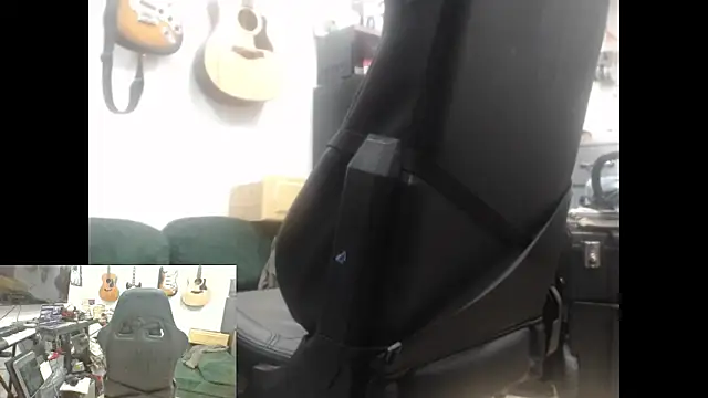 Snapshot of Stringin69 chatting on February 4, 2026, 2:06 am Stringin69 online show from February 4, 2026, 2:06 am