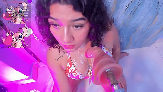 mia cataleiya online show from December 2, 2025, 3:14 pm