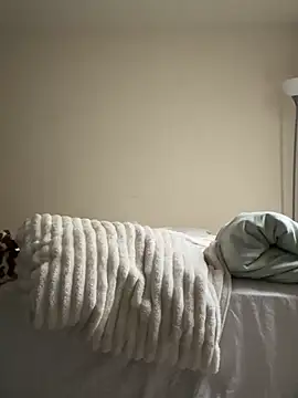 Snapshot of Jedr10 chatting on February 17, 2026, 5:43 pm Jedr10 online show from February 17, 2026, 5:43 pm