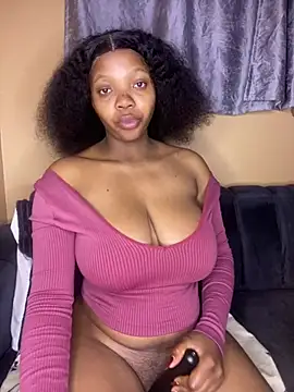 Snapshot of MilfBoobsxx chatting on July 8, 2026, 2:03 am MilfBoobsxx online show from July 8, 2026, 2:03 am