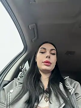 Snapshot of Bella_R0se chatting on March 28, 2026, 1:01 pm Bella R0se online show from March 28, 2026, 1:01 pm