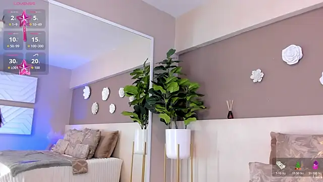 Snapshot of VictoriaShelby chatting on November 16, 2025, 12:10 pm VictoriaShelby online show from November 16, 2025, 12:10 pm