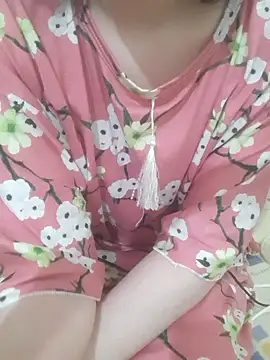 Snapshot of Lamya-dalo3a chatting on November 11, 2025, 3:12 am Lamya-dalo3a online show from November 11, 2025, 3:12 am