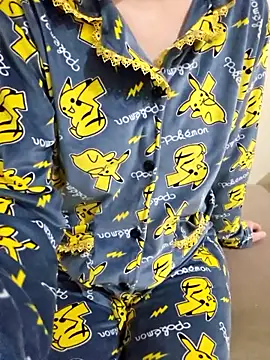 Snapshot of Lamya-dalo3a chatting on March 27, 2026, 12:19 am Lamya-dalo3a online show from March 27, 2026, 12:19 am