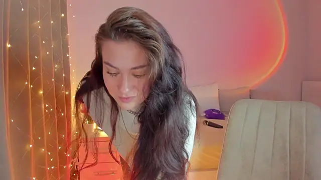 MiaKhallirae online show from December 15, 2025, 2:12 pm