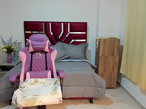 Ashley-14 online show from September 13, 2025, 1:16 am